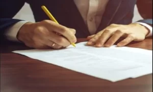 صياغة العقود والاتفاقيات