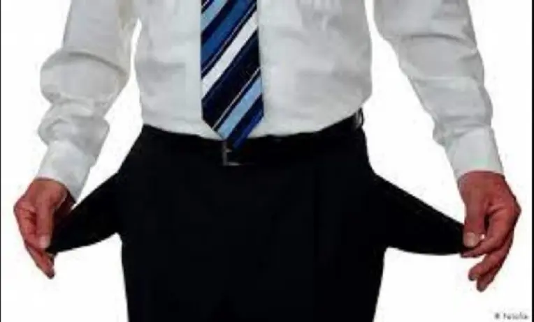 هل اعلان الافلاس يسقط الديون