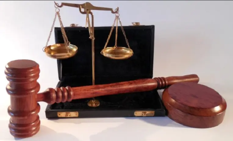 الجرائم التي فيها حق عام