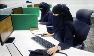 زوجي بيفتح سجل تجاري باسمي