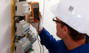 فصل الكهرباء عن المستأجر