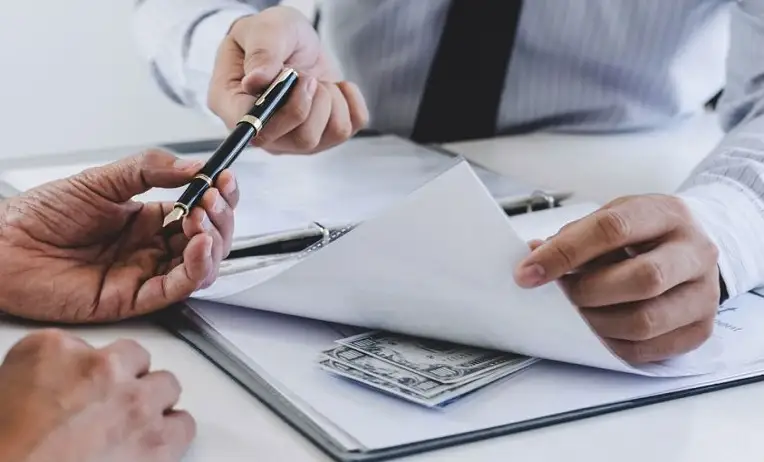 محامي قضايا رشوة في الدمام من افضل 6 محامين 1445